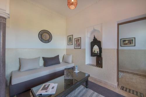 Hostal Le Chant Des Oliviers