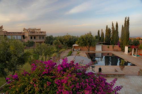 Hostal Le Chant Des Oliviers