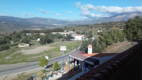 Touraghine Hotel & Cafe