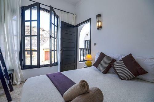 Hostal Riad Dar Awil