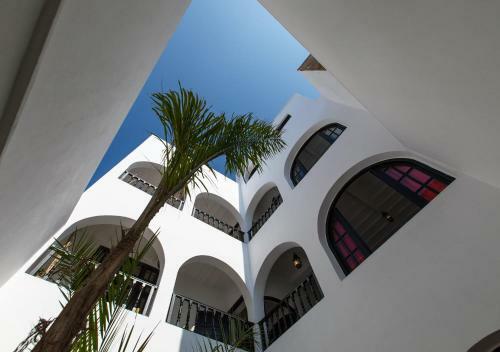 Hostal Riad Dar Awil