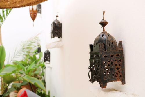 Hostal Riad Dar Awil