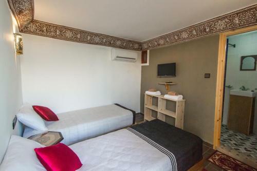 Hostal Dar Zin