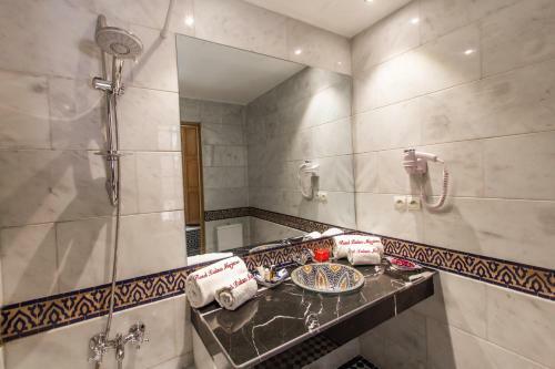 Hostal Riad Marjana Suites & Spa