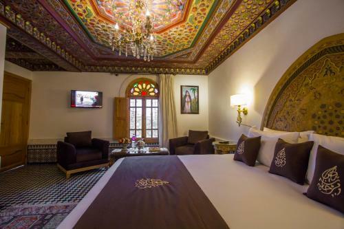 Hostal Riad Marjana Suites & Spa