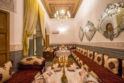 Hostal Riad Marjana Suites & Spa