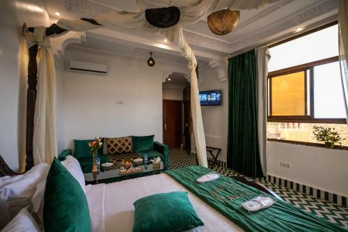Hostal Palais Houyam