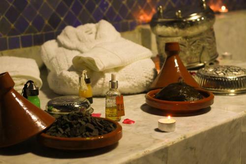 Hostal Palais Houyam