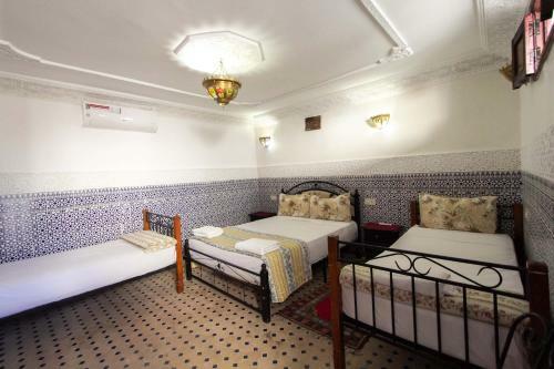 Hostel Amir