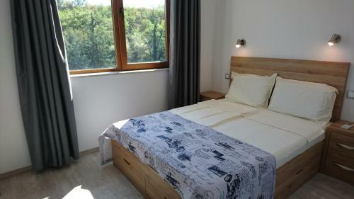 Park Apartments & Rooms Popovi