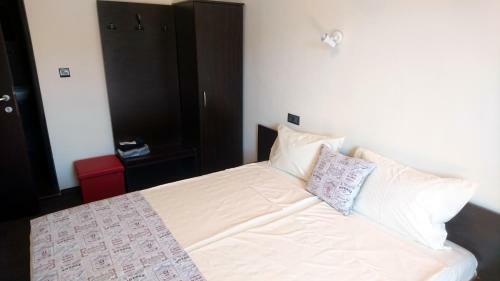 Park Apartments & Rooms Popovi