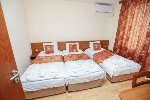 Hostal Guest Rooms Vais