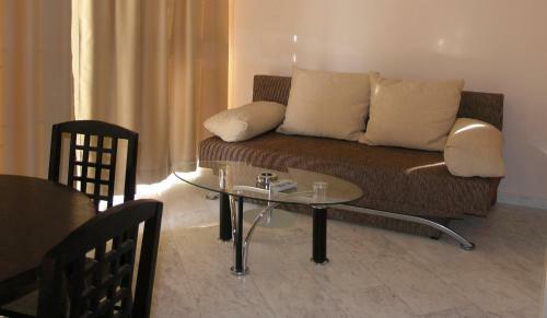 Thomas Palace Apartments