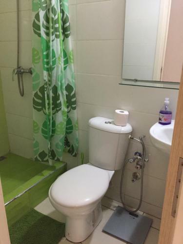 Sweet Apartment 5min Walk From Train Station -free Parking-