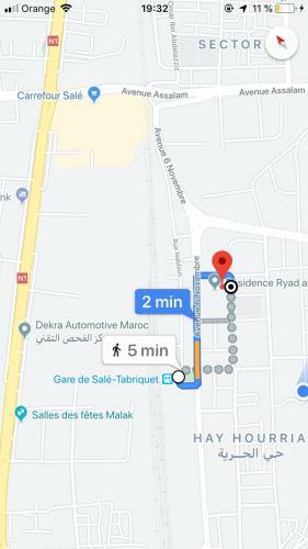 Sweet Apartment 5min Walk From Train Station -free Parking-