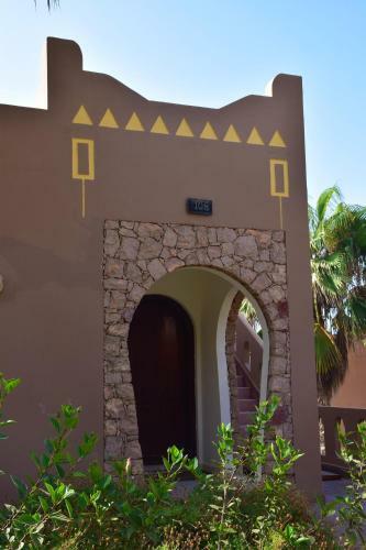 Villa In Club Evasion