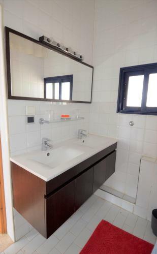 Hostal Logis La Marine