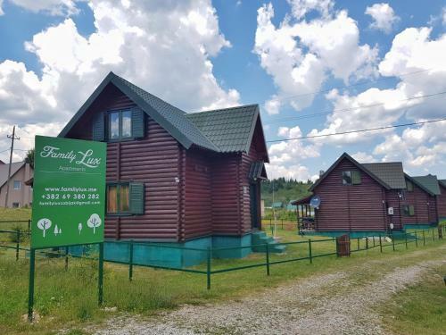Family Lux Apartments