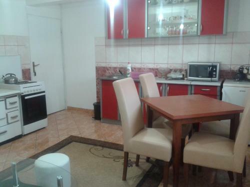 Hostal Apartmani Sobe Sljivancanin
