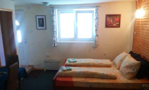 Hostal B&B Guest House Andjelich