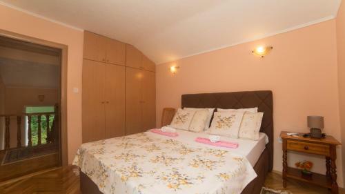 Hostal Cicvaric Rooms