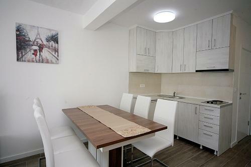 Sea Star Apartment