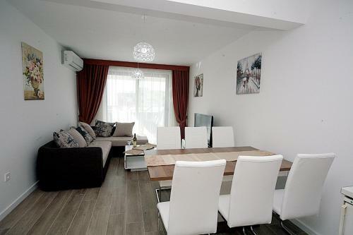 Sea Star Apartment