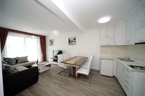 Sea Star Apartment
