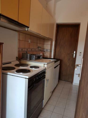 Apartment Ddn
