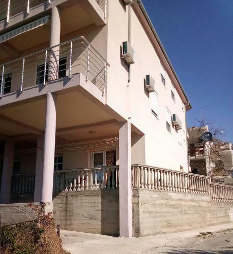 Hostal Guest House Ramovic