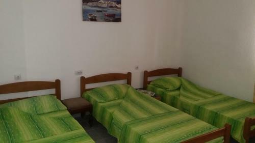Hostal Rooms Sijak