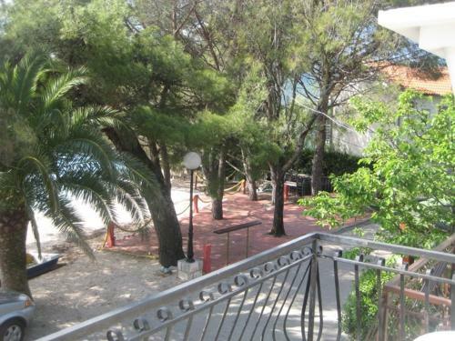 Apartments Colic
