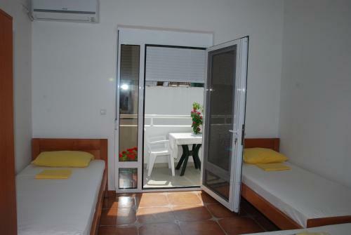 Hostal Guest House Nura
