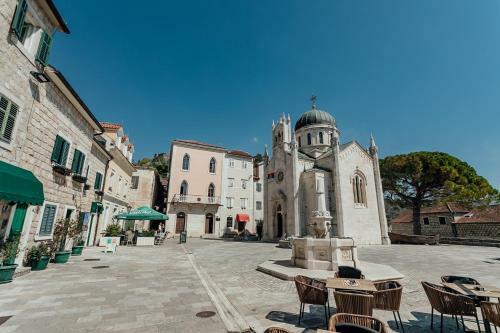Hostal Stone House Herceg Novi