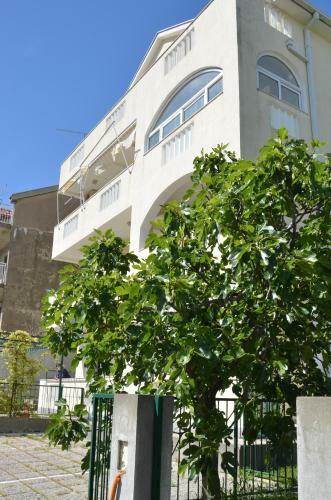 Apartmani Mirjana