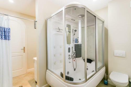 Villa Luna- Luxury Villa On The Beach