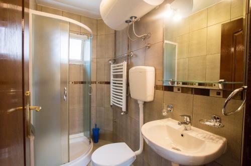 Hostal Rooms Sejo
