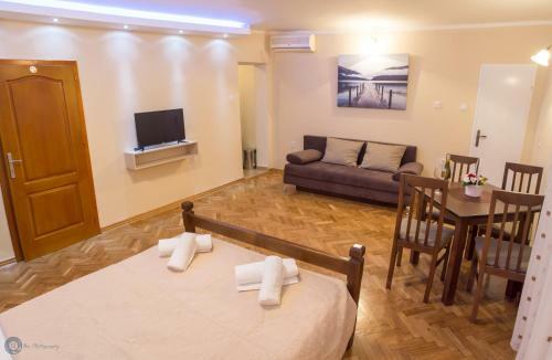 Hostal Apartments Vila Marija
