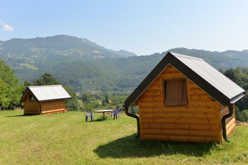 Camp Rabrenovi?