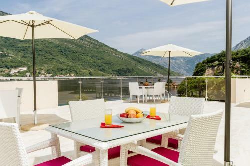 Dream Vacation Apartments