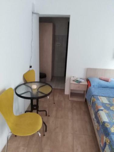 Hostal Guest House Lav