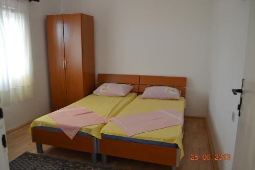 Hostal Rooms Sutomore