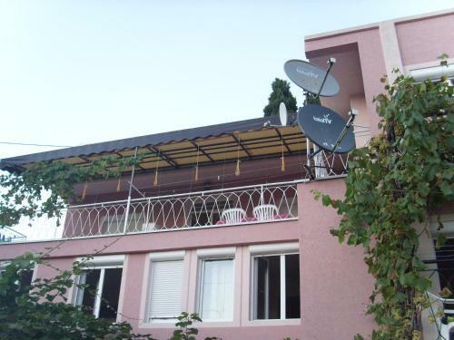 Hostal Rooms Sutomore
