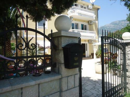 Apartments Beba Zalad