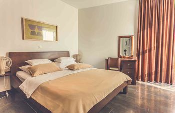 Aparthotel Love Live Hotel
