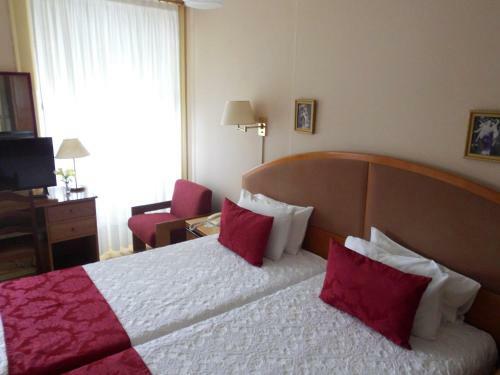 Hotel Larbelo