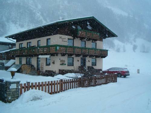Hostal Haus Erna
