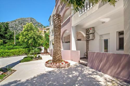 Apartments Villa Popovic