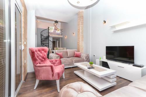 Jr Luxury Apartment