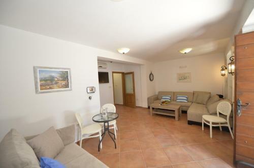 Vila Gina Apartments